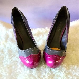 Purple and Gray Pump, Size 9